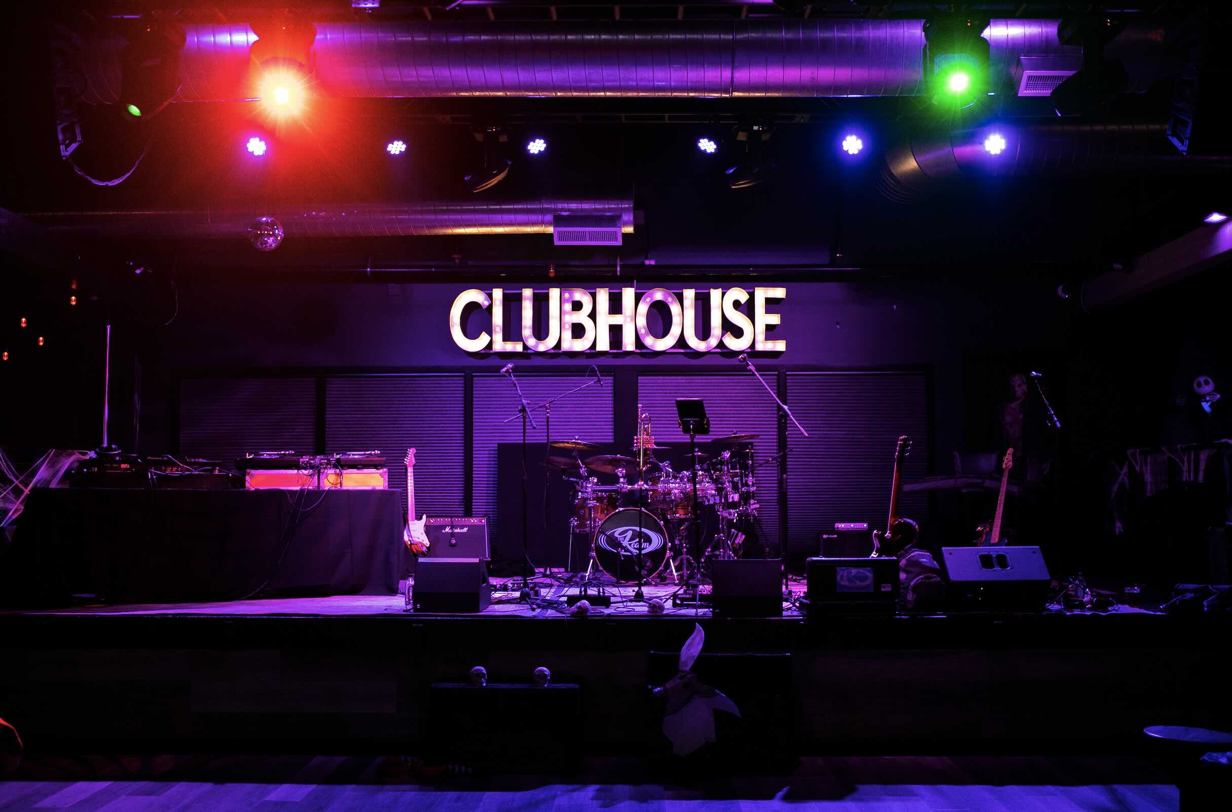 The Room at The Clubhouse Presents The Hamptons Summer Series After Dark